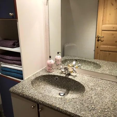 Privat Vaerelse I * Bramming